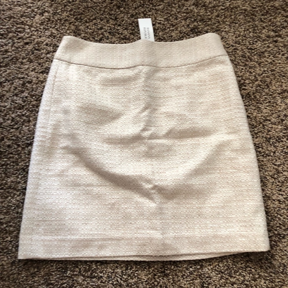 Banana Republic Tweed Skirts 2 NWT navy and cream